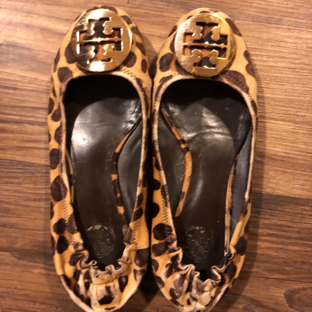 Tori Burch ballet flats. LEOPARD SIZE 8